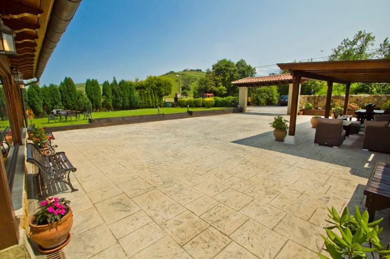 Hospedaje Granada Bed and Breakfast in Western coast of Cantabria