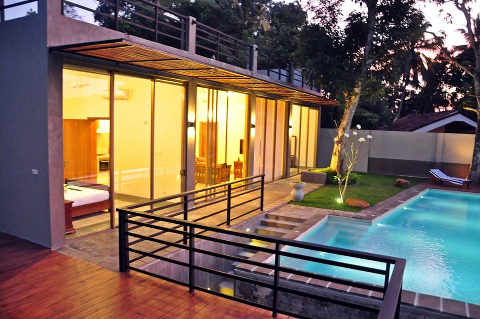 Pool view, Swimming pool