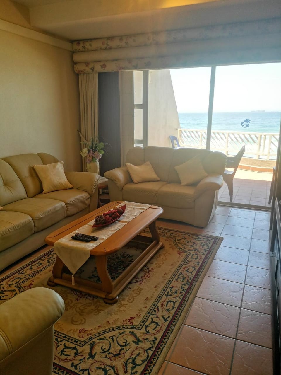 Living room, Sea view