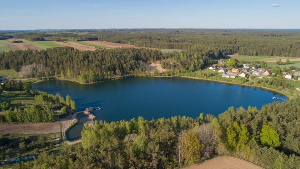 Gospodarstwo agroturystyczne nad jeziorem wśród lasów House in Pomeranian Voivodeship