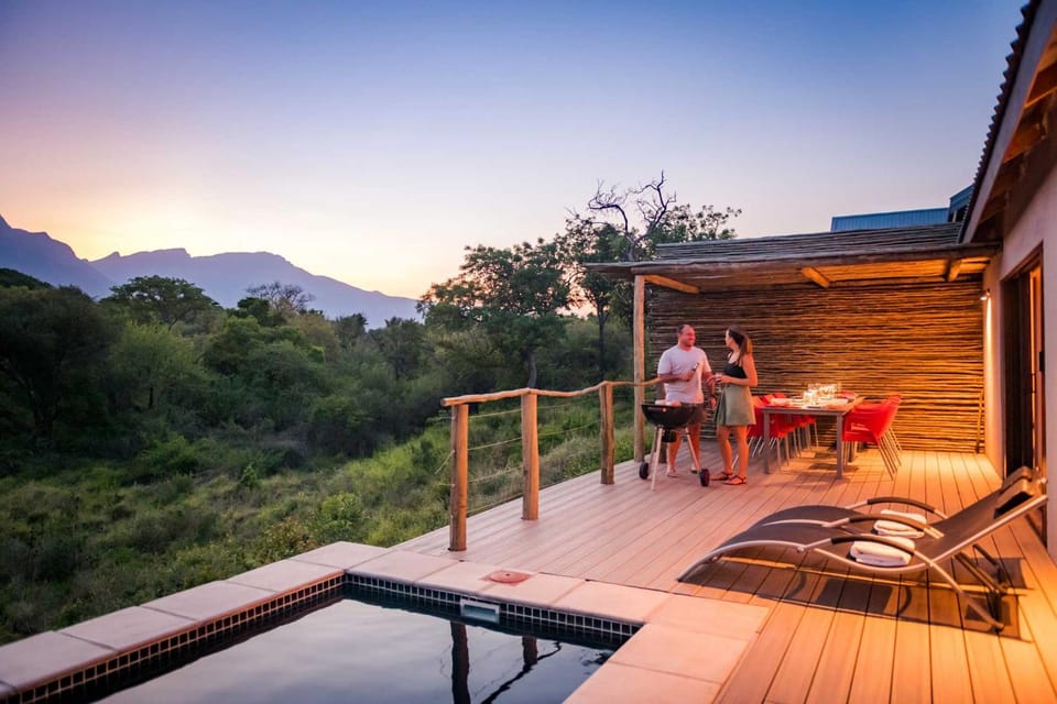 People, Natural landscape, BBQ facilities, View (from property/room), Balcony/Terrace, Balcony/Terrace, Dining area, Mountain view, Pool view, Swimming pool, Sunset, group of guests, sunbed