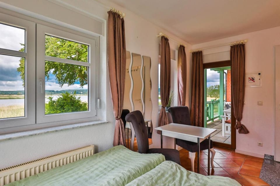 Summer, Balcony/Terrace, Living room, Photo of the whole room, Food