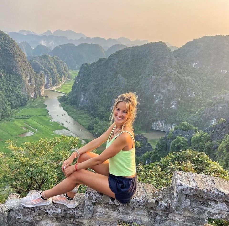 Thăng Loan Tam Cốc Hostel Vacation rental in Laos