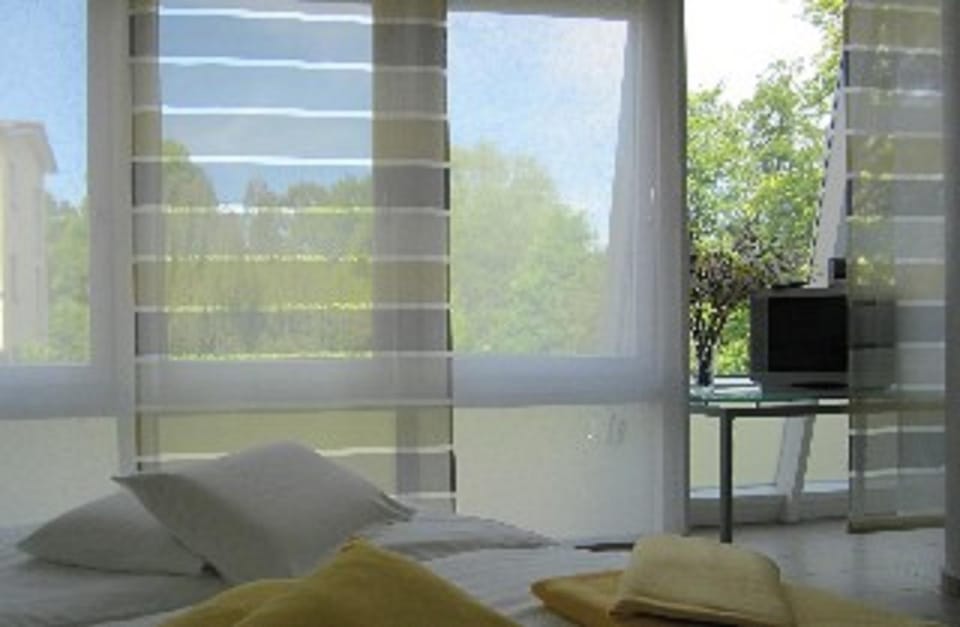 TV and multimedia, Seating area