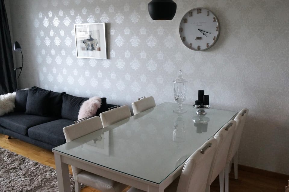 Tasokas 3h+k+s Nivalan ydinkeskustassa Apartment in Finland