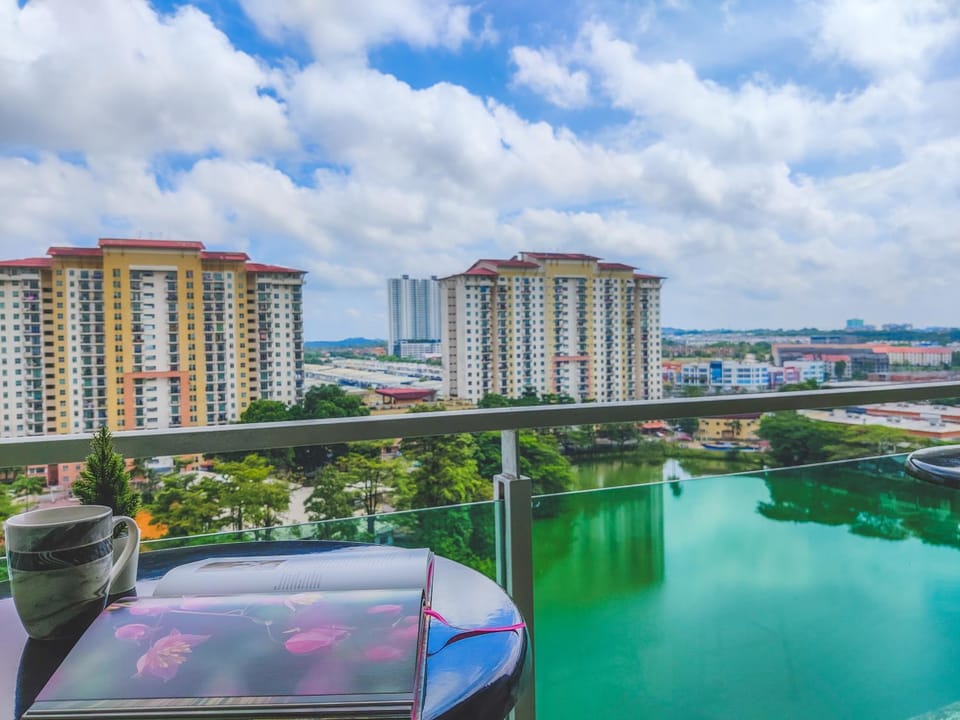 Balcony/Terrace, Lake view
