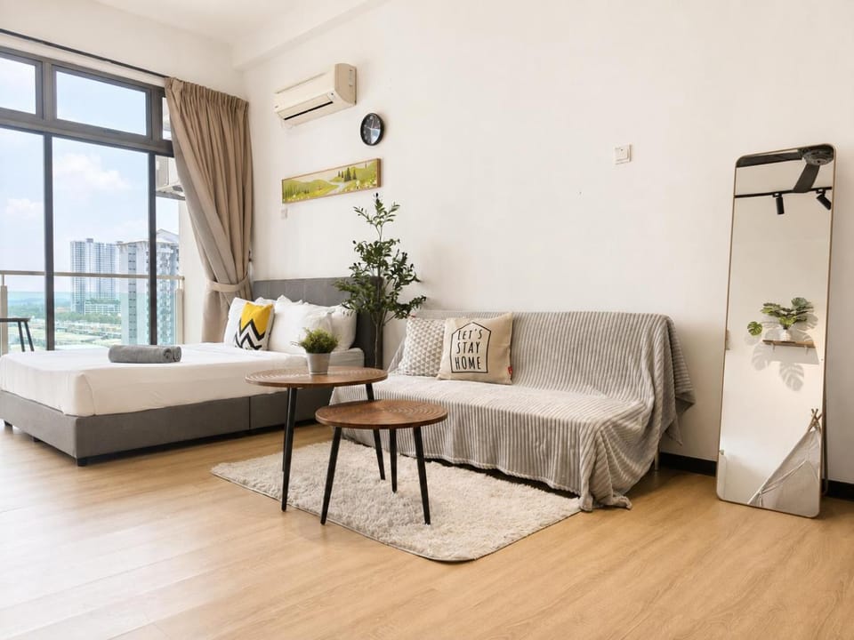 -Lake View- Mount Austin IKEA Toppen 10 mins - A110 Apartment in Johor Bahru