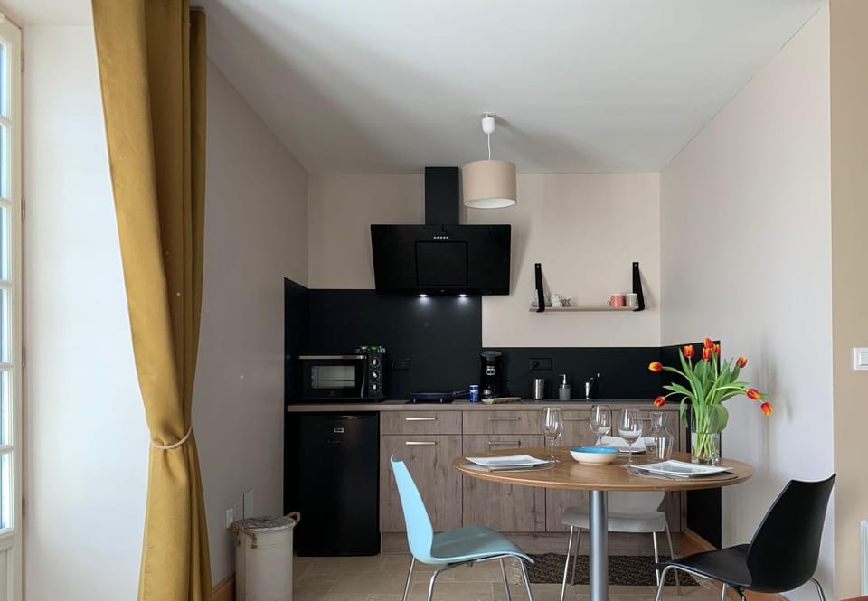 STUDIO EN VILLE ET CAMPAGNE Bed and Breakfast in Bourgogne-Franche-Comté