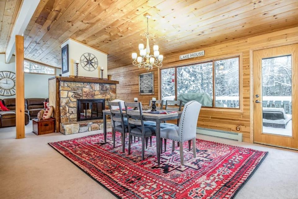 Vance Bay Getaway House in Manitowish Waters