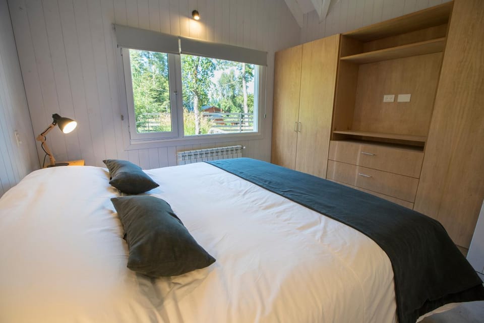 Bed, Photo of the whole room, Bedroom, Garden view, towels, wardrobe