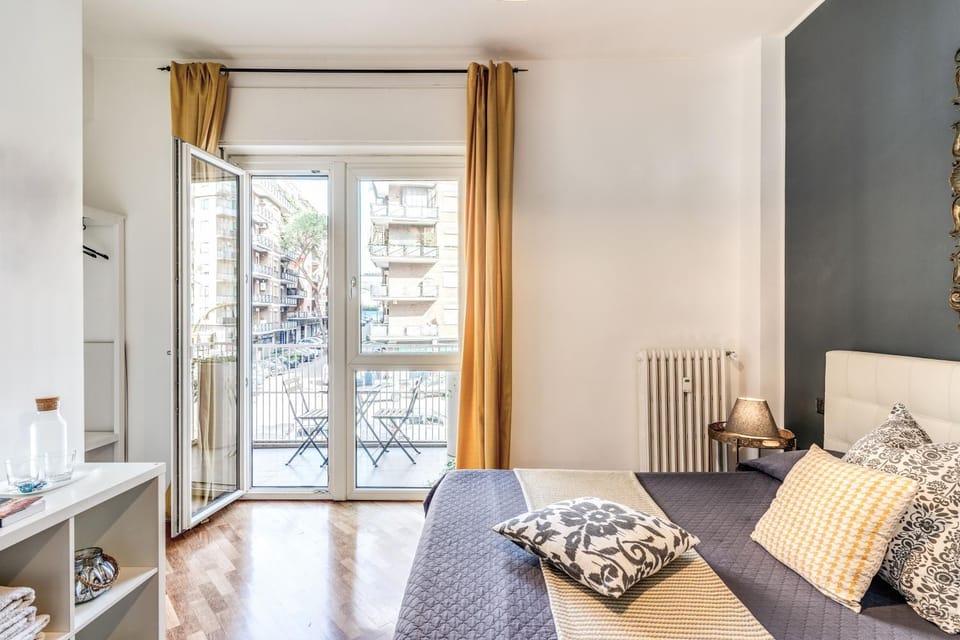 Bed, View (from property/room), Balcony/Terrace, Photo of the whole room, Bedroom, internet