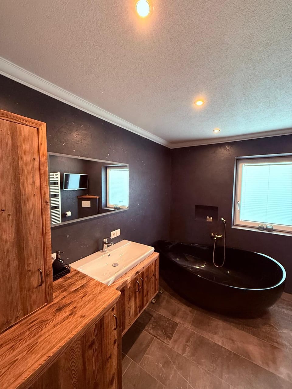 Bathroom, Bath