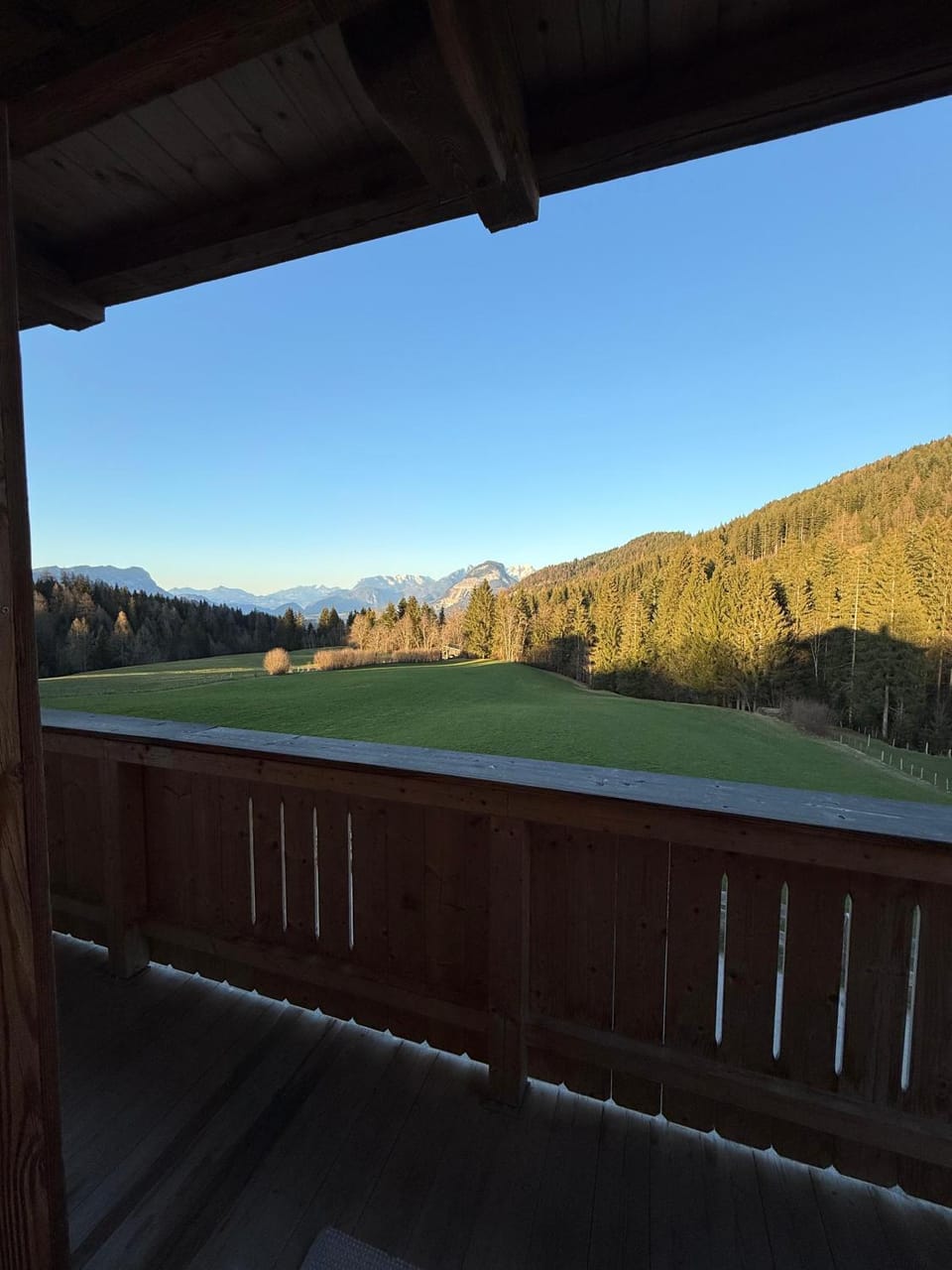 Balcony/Terrace, Mountain view