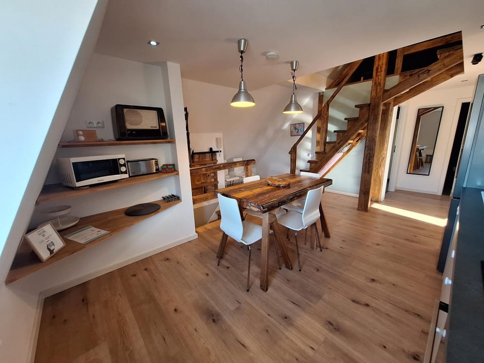 Bielefeld Zentral Komplette FeWo, 4 Schlafbereiche bis zu 8 Personen Apartment in Bielefeld