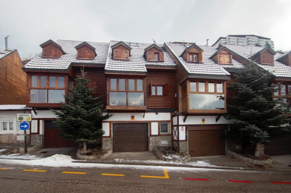 SIERRA NEVADA DELUXE Chalet in Sierra Nevada