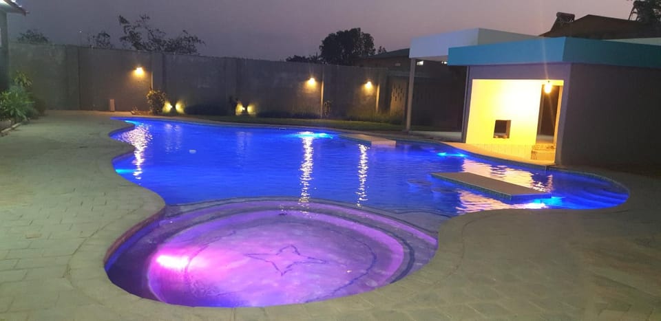 Swimming pool
