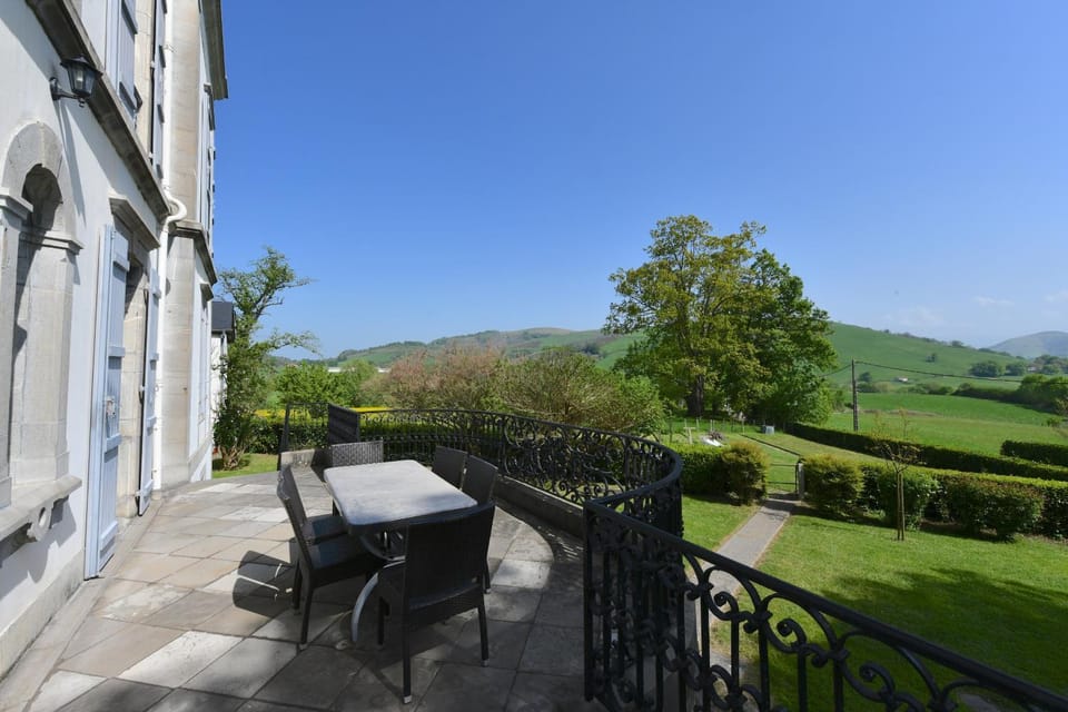 Natural landscape, View (from property/room), Balcony/Terrace