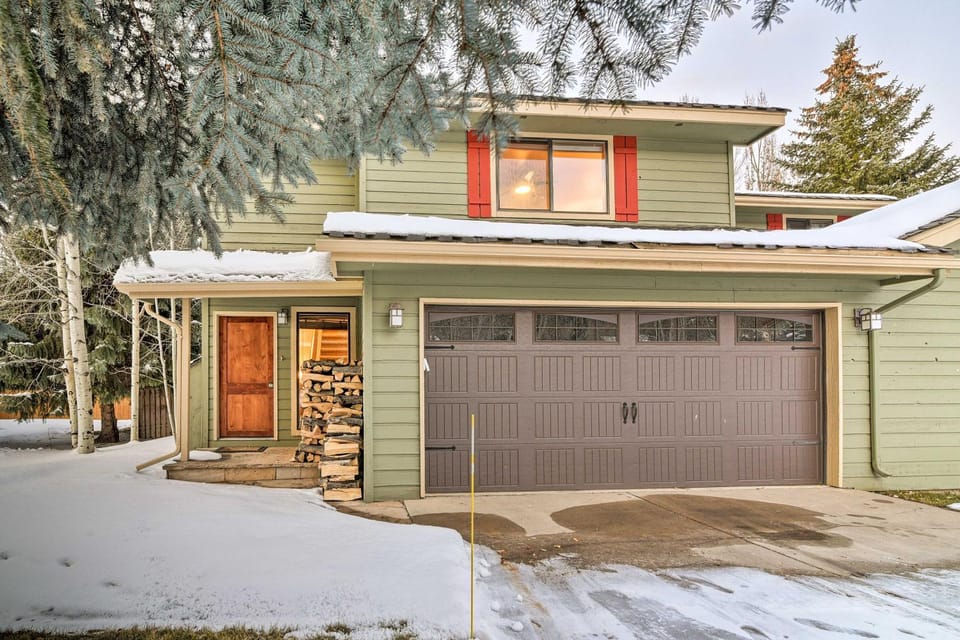 Modern Home w/ Patio: 3 Mi to Beaver Creek Resort! House in Eagle County