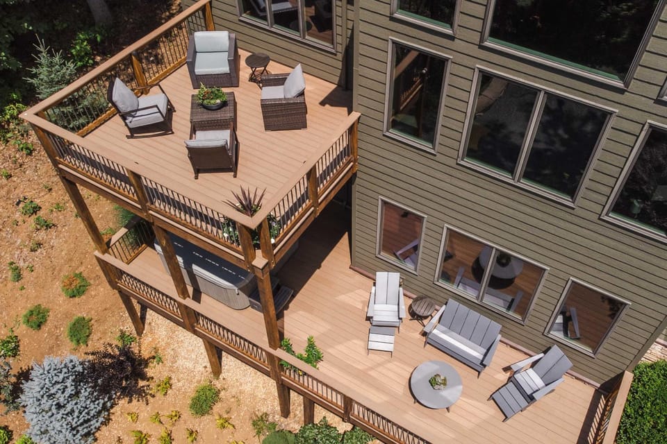 Grand Chalet w/ Hot Tub - Near Wintergreen Resort House in Nelson County