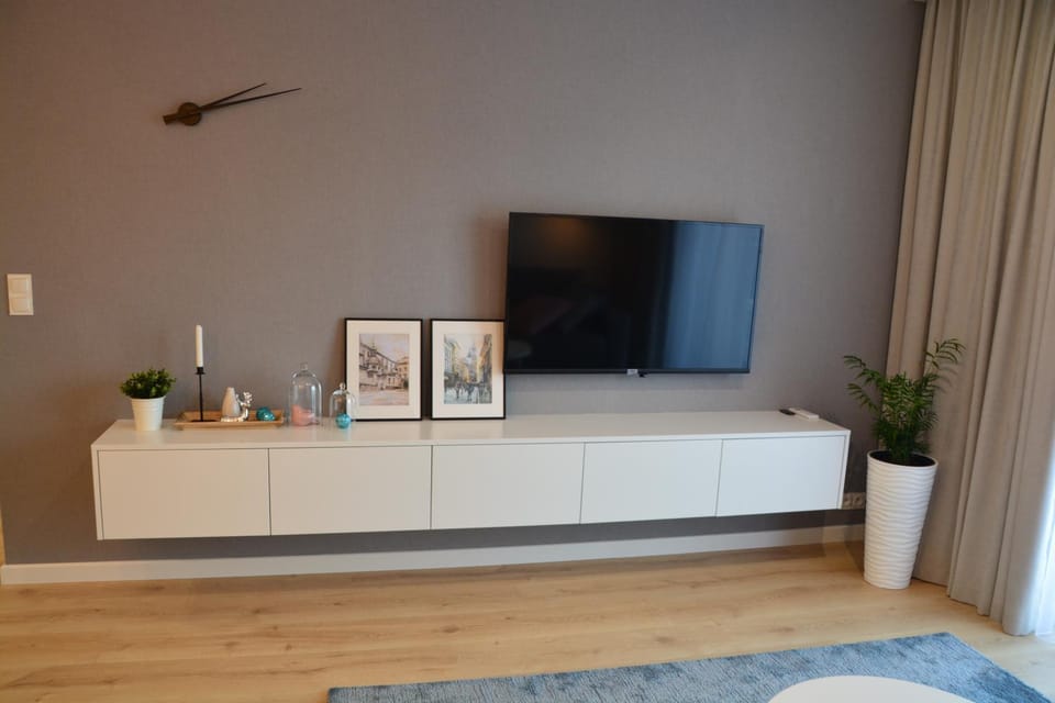 Communal lounge/ TV room, TV and multimedia