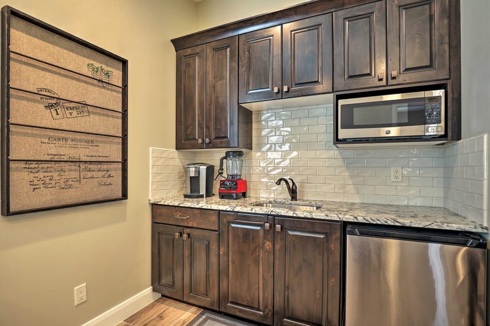 Cozy Washington Studio - 30 Minutes to Zion! Apartment in Washington