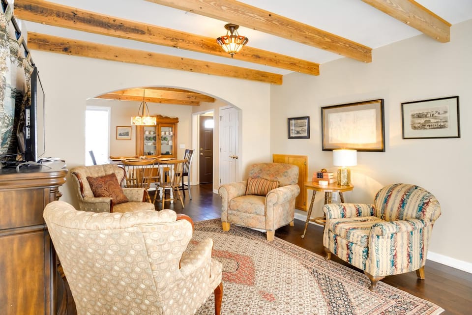 'Cumberland Cottage' - 2 Blocks to Downtown Dover! House in Lake Barkley