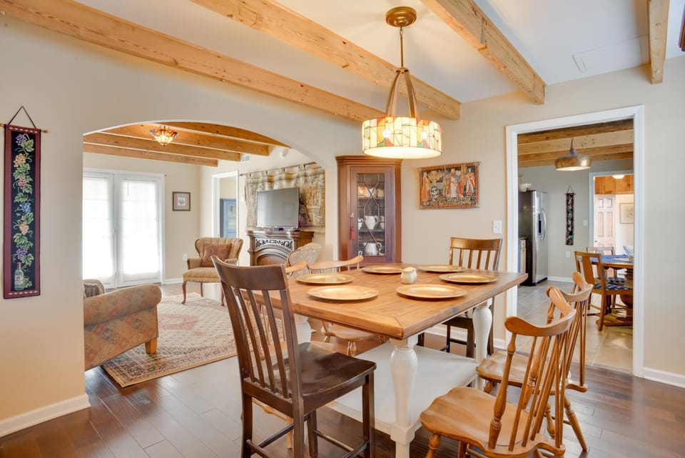 'Cumberland Cottage' - 2 Blocks to Downtown Dover! House in Lake Barkley