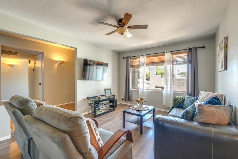 Phoenix Home w/ Pool, Near Golf, Hiking & More! House in Phoenix