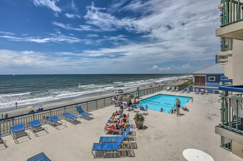 Oceanfront Condo w/ Pool in North Myrtle Beach House in North Myrtle Beach