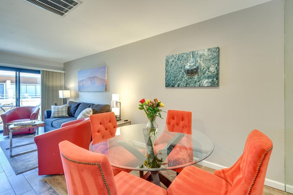 Central Palm Springs Resort Condo w/ 2 Balconies House in Palm Springs