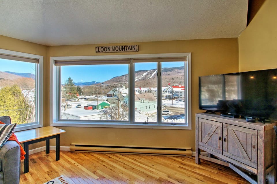 Lincoln Family Condo: 2 Mi to Loon Mountain Resort House in Woodstock