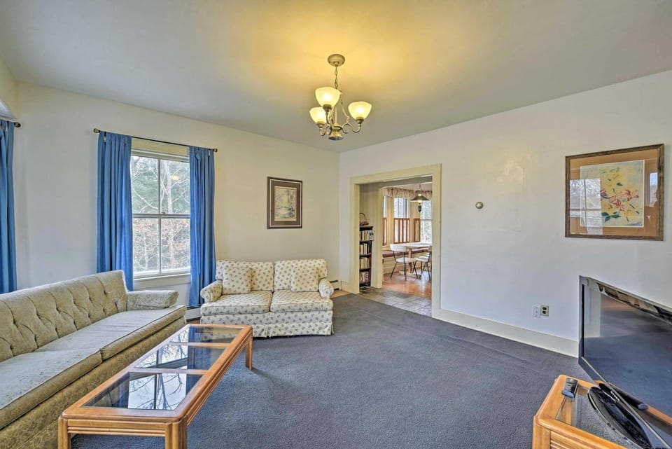 Apt on Vineyard Haven Near Nantucket Sound! Apartment in Vineyard Haven