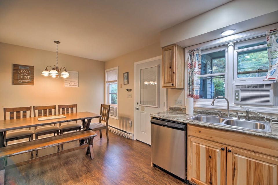 Lake Placid Home ~ 9 Mi to Whiteface Mtn! House in Lake Placid