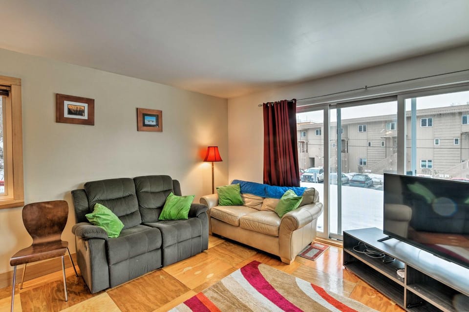 Walk to Town & Coast: Anchorage Condo w/ Fireplace House in Anchorage