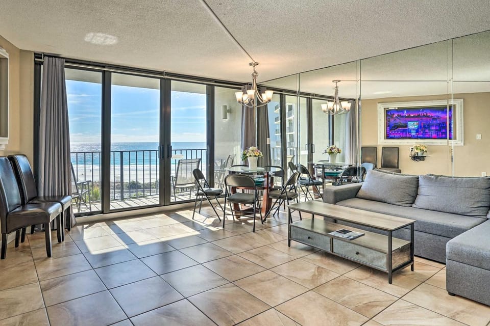 Chic PCB Condo w/ Pool Access + Beachfront Balcony House in Edgewater Gulf Beach