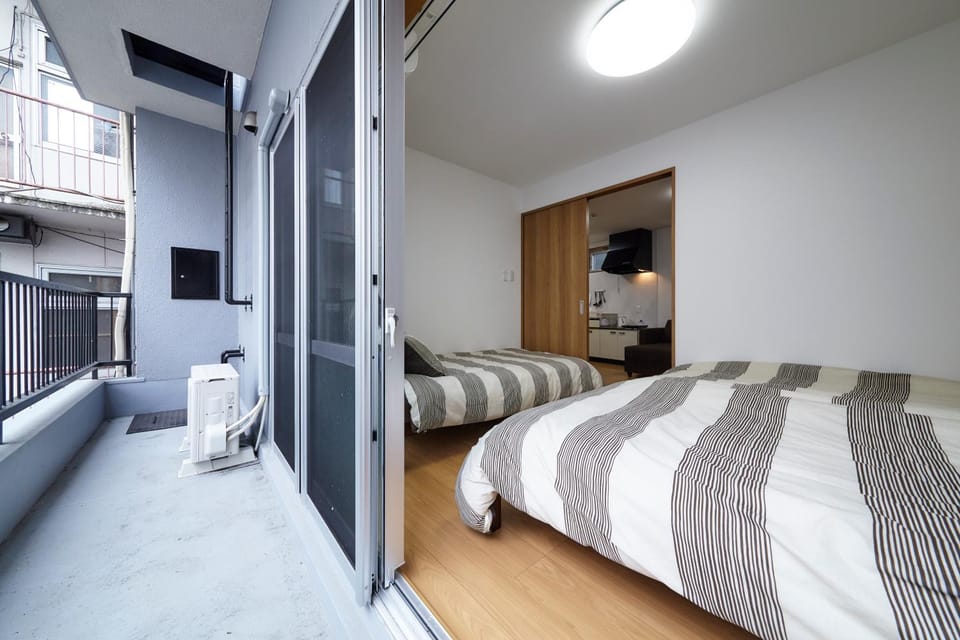 おやど紀伊国屋本石灰町 Bed and Breakfast in Japan