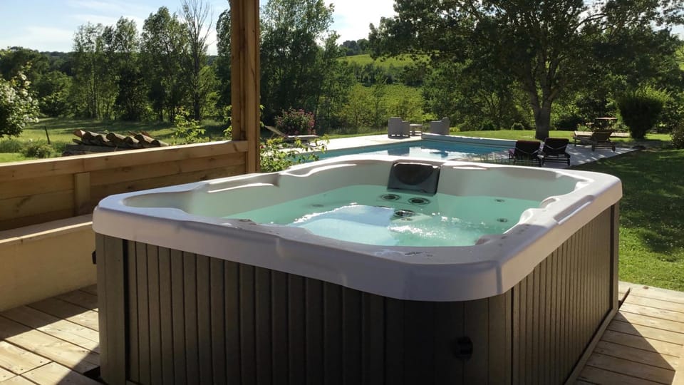 Garden, Hot Tub, Solarium