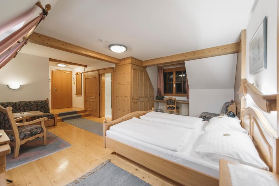 Gasthof Hensle Inn in Styria