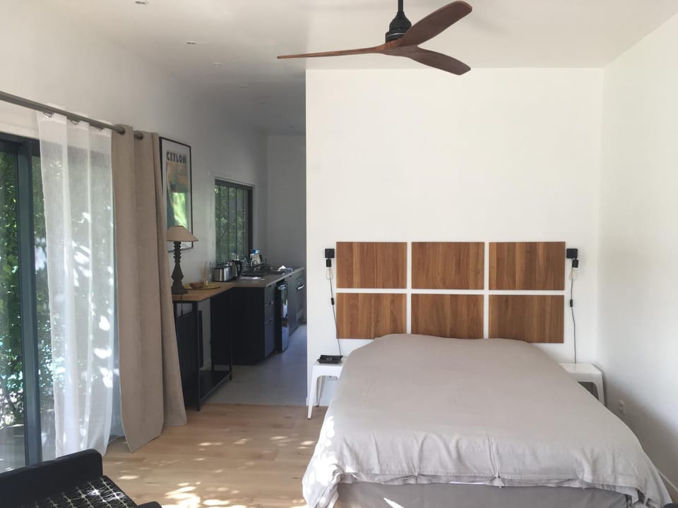 Bed, Night, Photo of the whole room, Hiking, Cycling, Bedroom, Garden view, Sunrise, fireplace