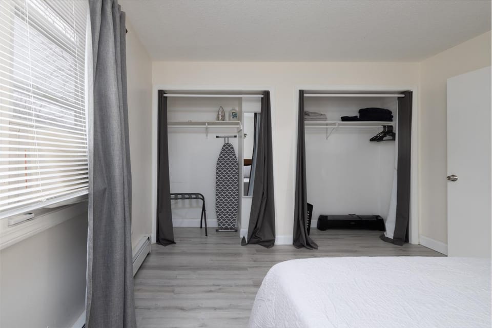 Bed, Bedroom, towels, wardrobe, air conditioner