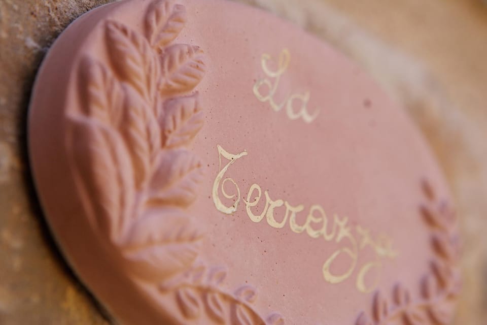 Property building, Decorative detail