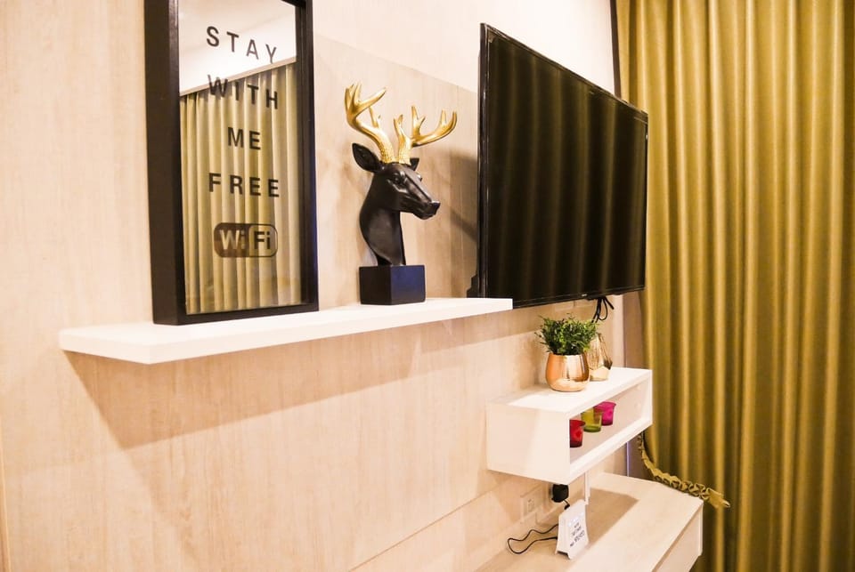Seven Seas Pattaya Poolside Room ห้องติดสระ Apartment in Pattaya City