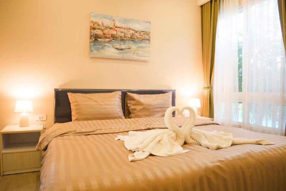 Seven Seas Pattaya Poolside Room ห้องติดสระ Apartment in Pattaya City