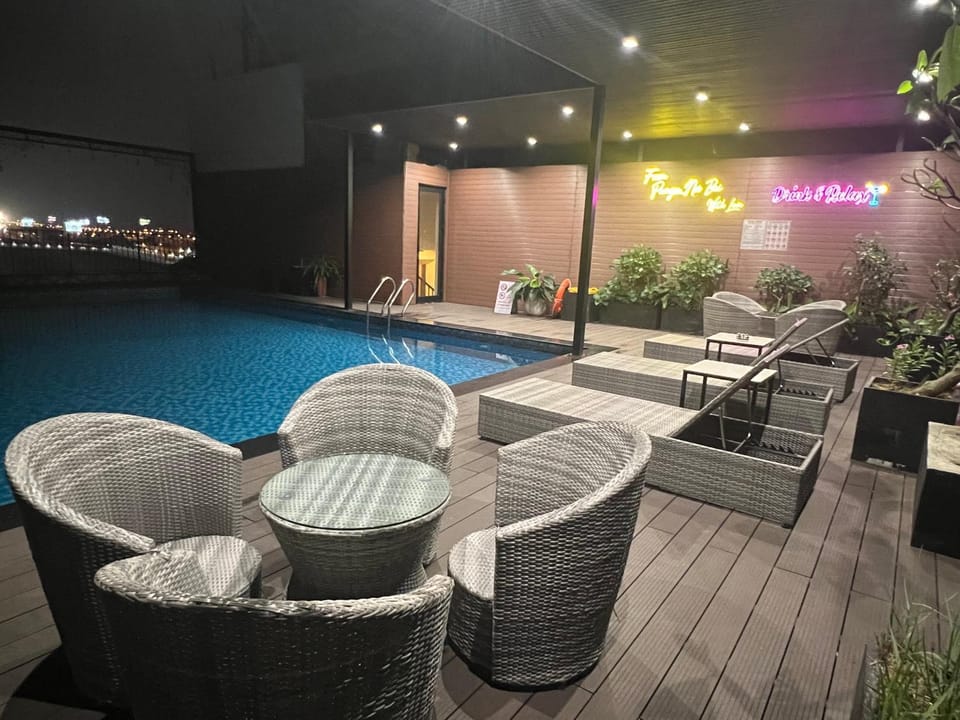 Paragon Noi bai Hotel & Pool Hotel in Laos