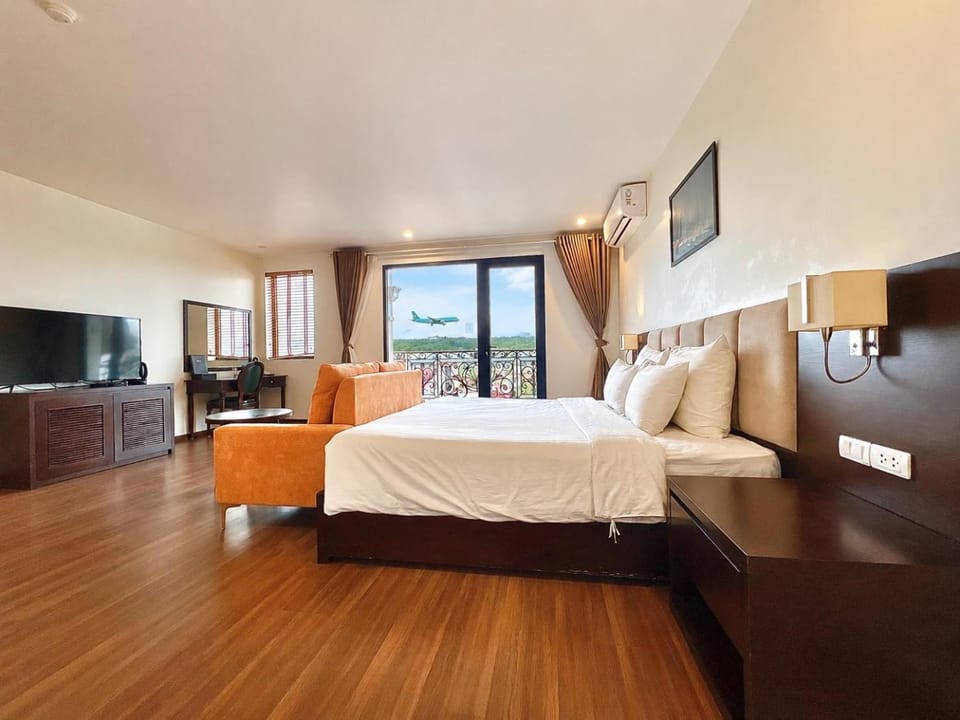 Paragon Noi bai Hotel & Pool Hotel in Hanoi