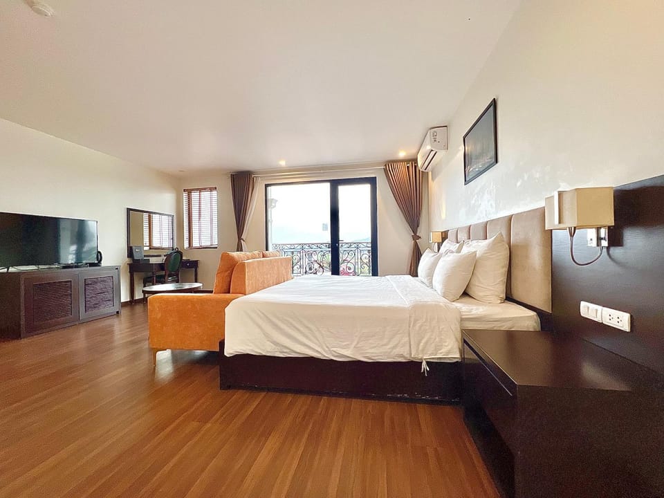 Paragon Noi bai Hotel & Pool Hotel in Laos