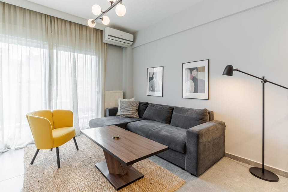 Living room, Seating area, air conditioner