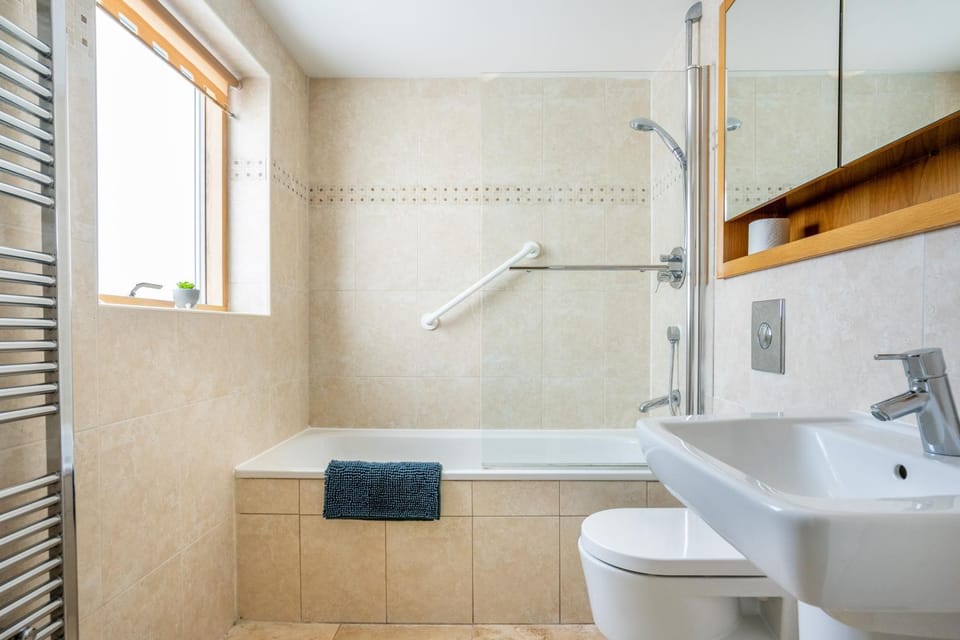 Shower, Bathroom, Bath