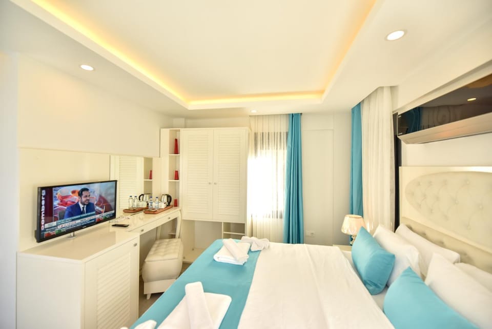 TV and multimedia, Photo of the whole room