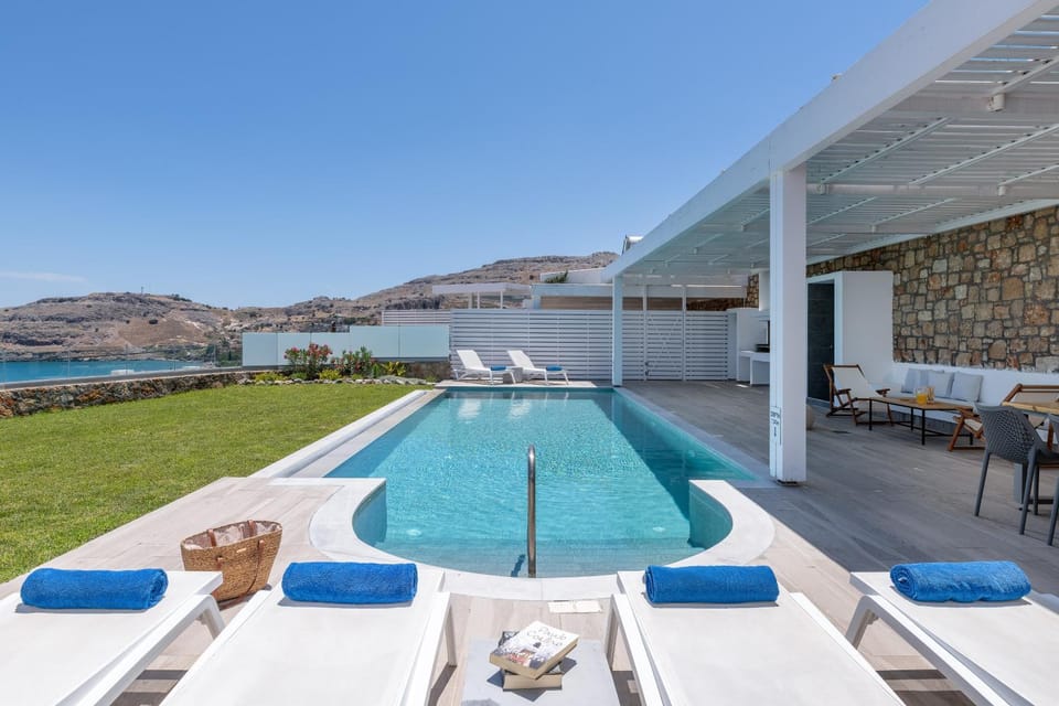 Balcony/Terrace, Swimming pool